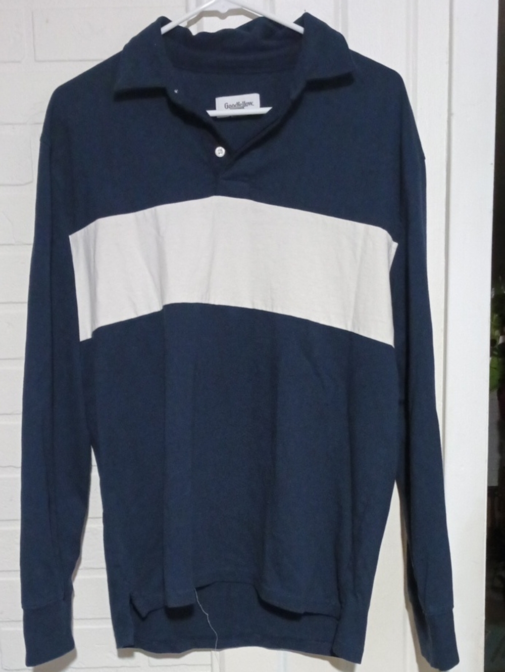 Goodfellow & Co Men’s Navy Blue Long-Sleeve Rugby Sweater with White Stripe